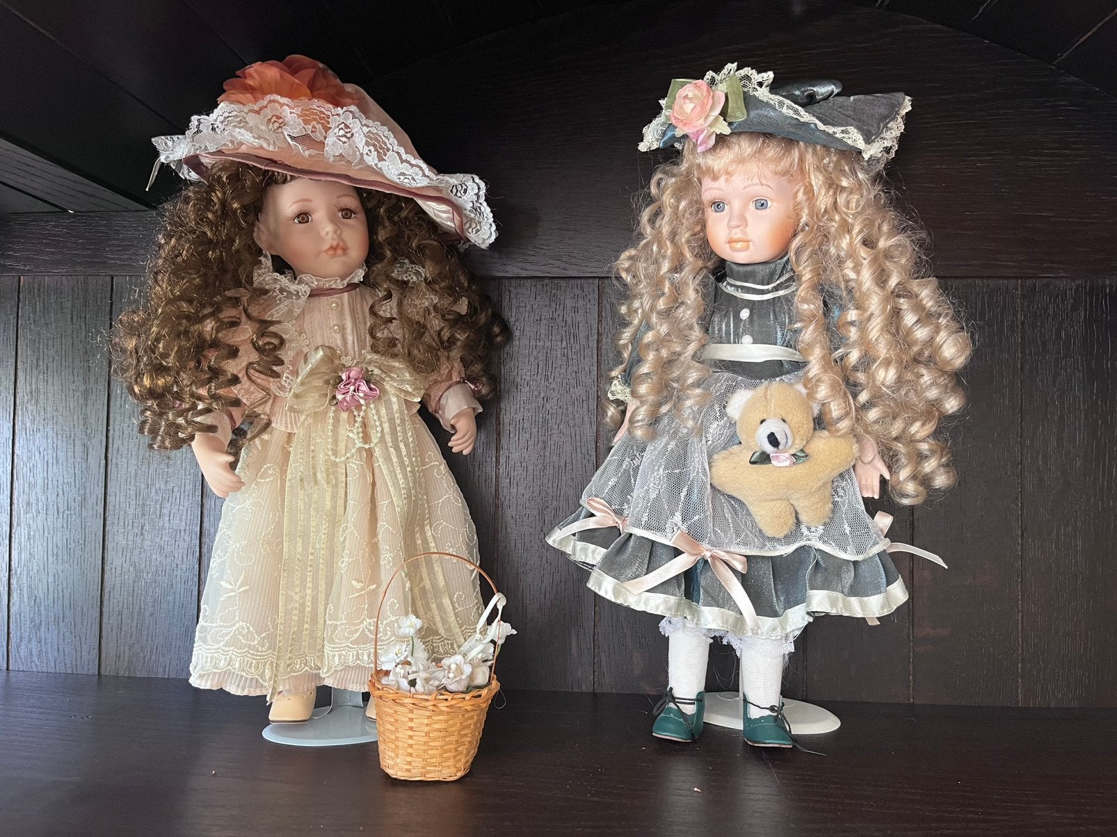 Porseleinen pop decor, Verzamelen, Ophalen, Zo goed als nieuw