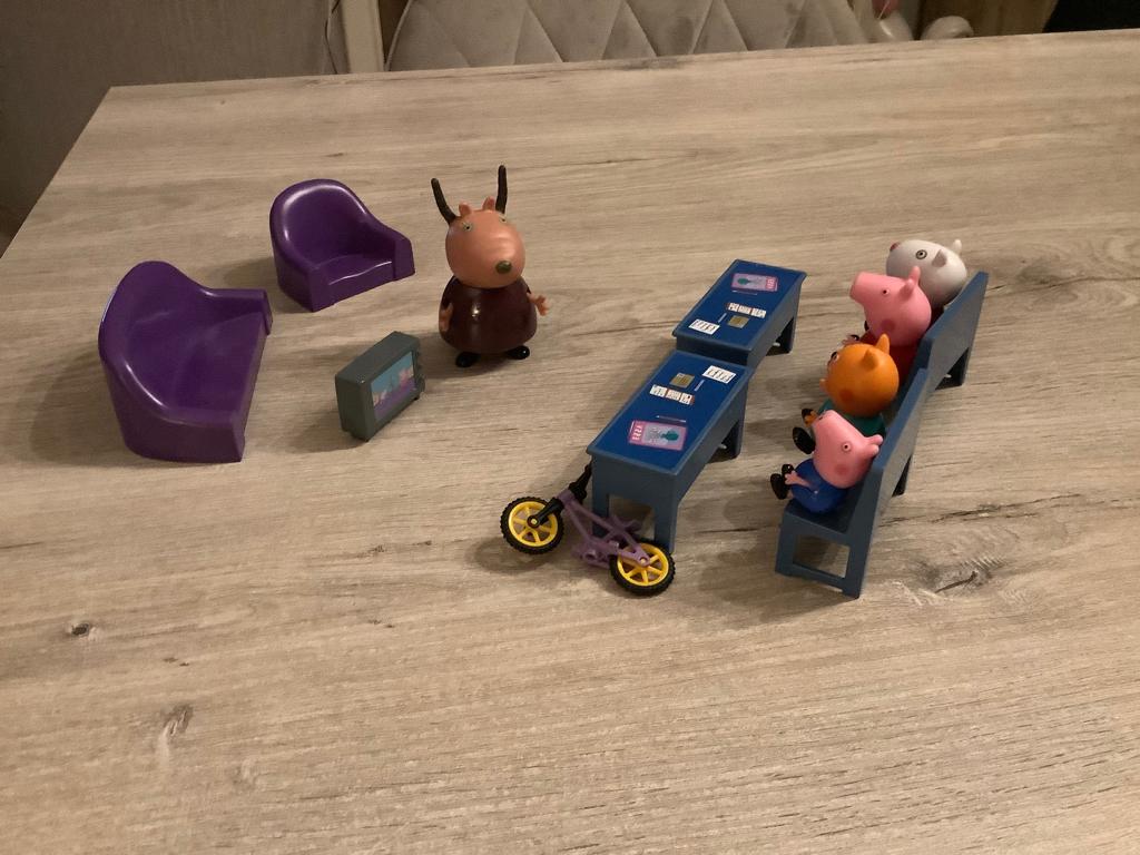 Peppa Pig school speelgoed set, Enlèvement ou Envoi, Utilisé