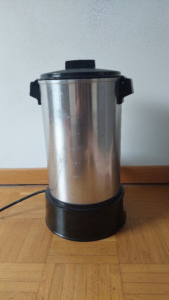 Percolator 36 tassen - Westbend, Elektronische apparatuur, Koffiezetapparaten, Ophalen, Gebruikt, Overige modellen, 10 kopjes of meer