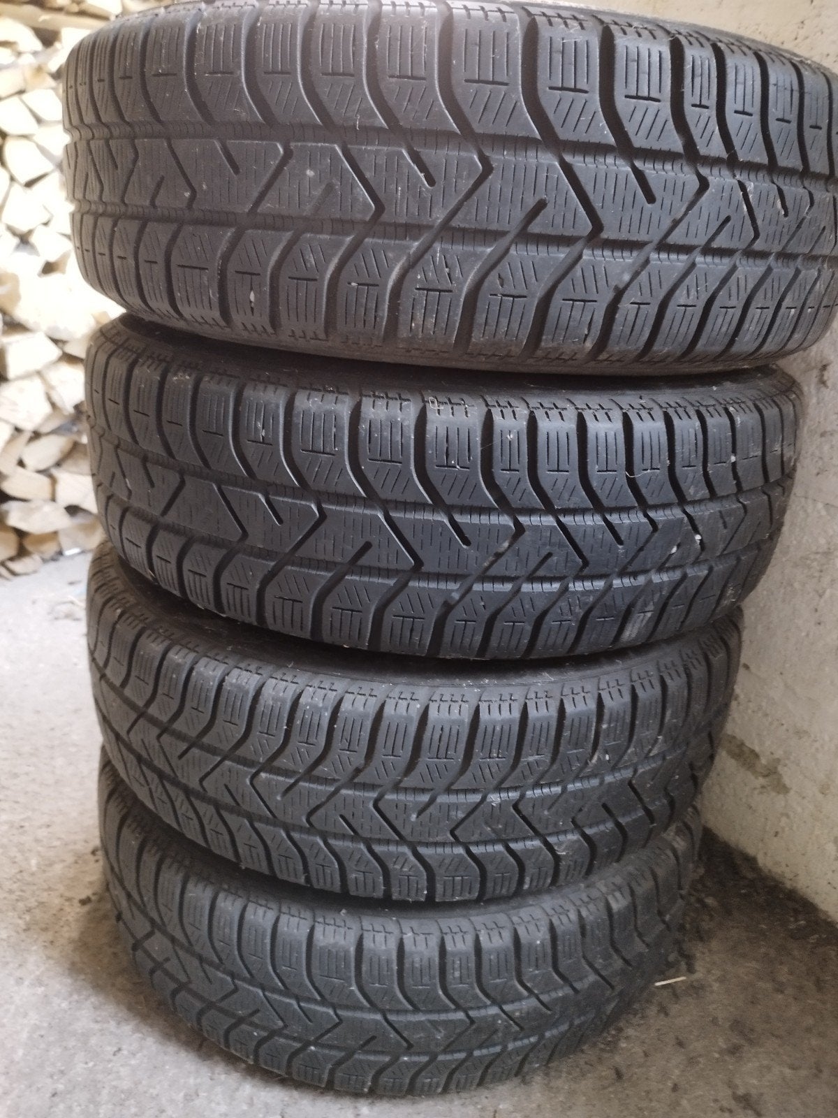 Pirelli winterbanden, Auto-onderdelen, Banden en Velgen, Ophalen, Winterbanden, Band(en)