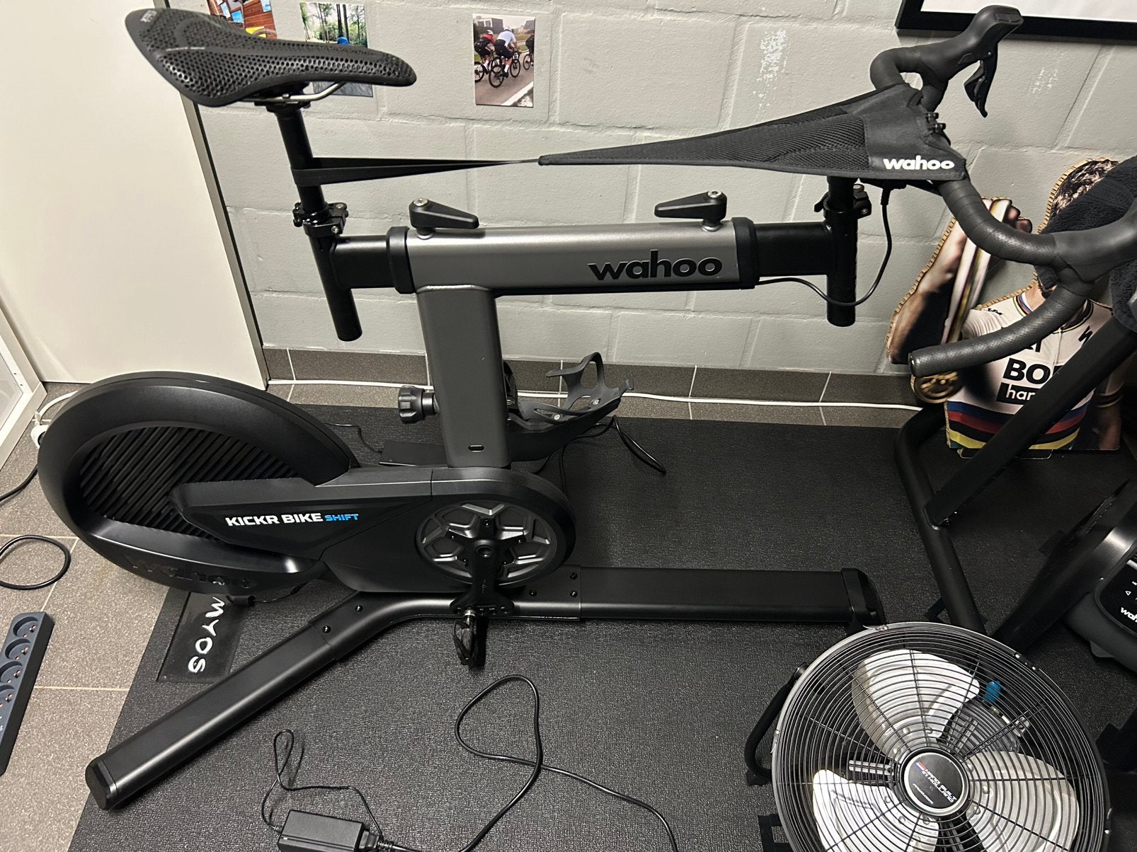 Wahoo KICKR Bike Shift Smart Bike, Sports & Fitness, Enlèvement, Comme neuf