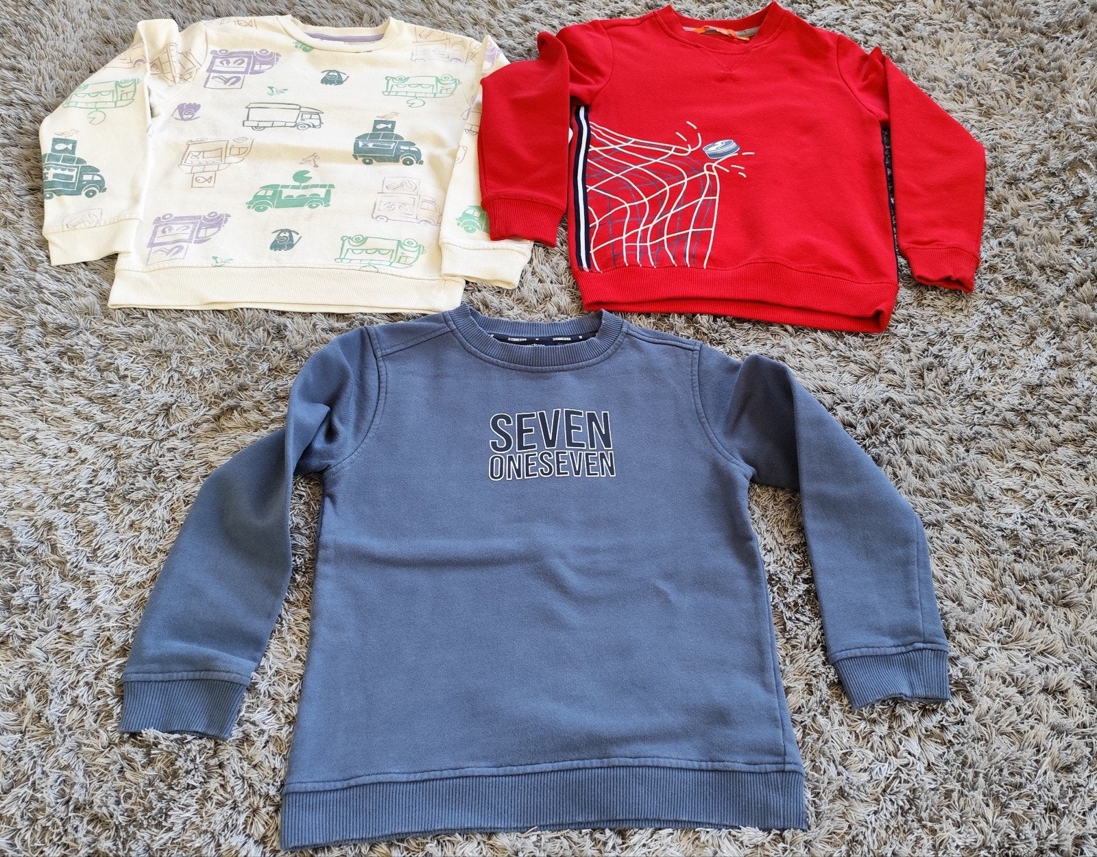 3x Sweaters jongen maat 122/128. merken perfecte staat., Kinderen en Baby's, Trui of Vest, Ophalen of Verzenden, Zo goed als nieuw