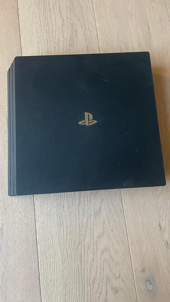 Playstation 4 Pro, Consoles de jeu & Jeux vidéo, Consoles de jeu | Sony PlayStation 4, Comme neuf, Pro, Avec 1 manette, Enlèvement ou Envoi