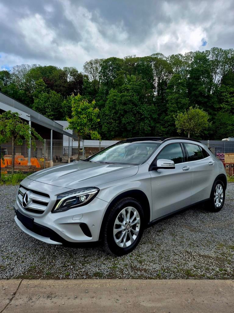 Mercedes-Benz GLA 180 LED/PANODAK, Auto's, 4 cilinders, 1600 cc, Leder en Stof, 5 deurs