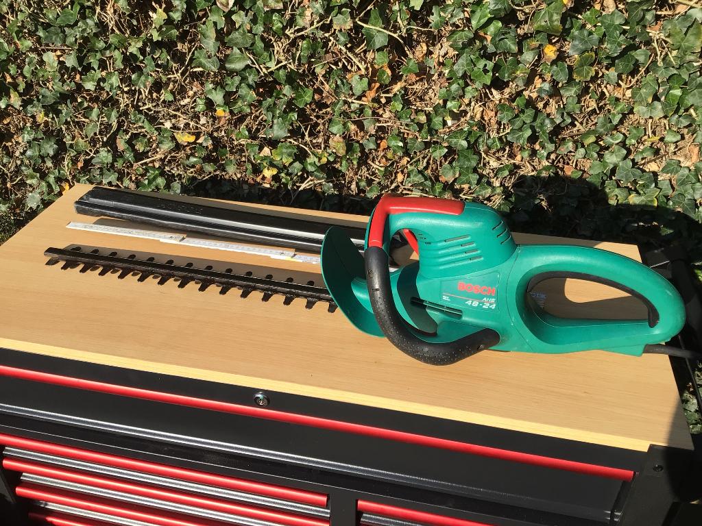 Heggenschaar Bosch, Tuin en Terras, Ophalen, Gebruikt, Benzine