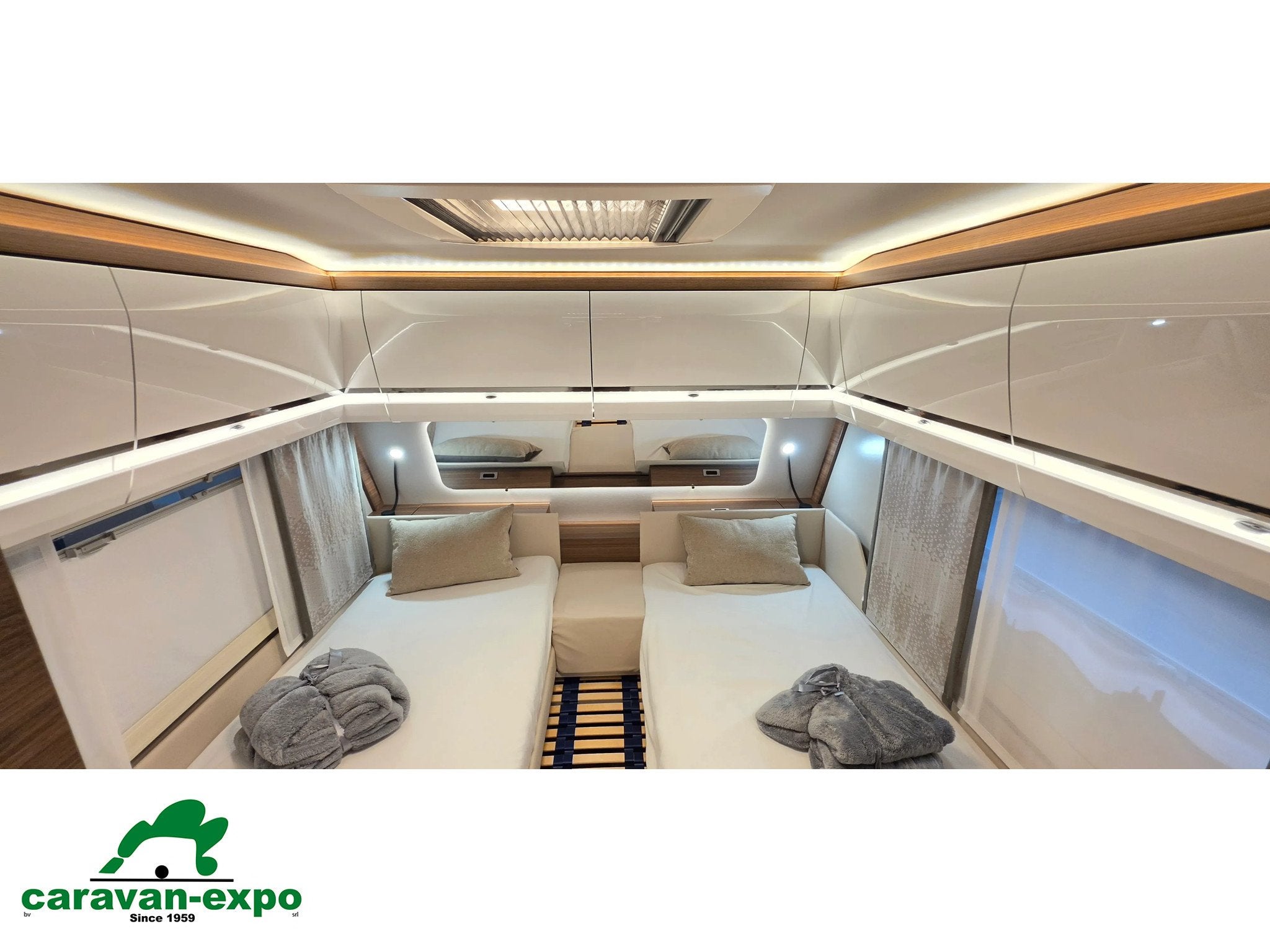 TABBERT Puccini 550E 2.3 2027 Finest Edition, Caravanes & Camping, Jusqu'à 4, Entreprise, Tabbert, 5 à 6 mètres