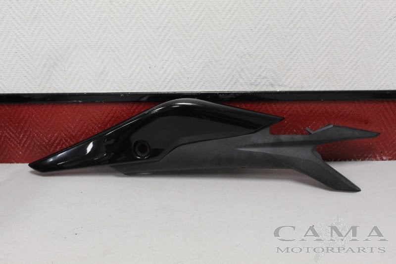QUEUE DE CARENAGE DROIT Honda CBR 250 RR 2008-2013, Dhr. S. di Majo, Utilisé, Info@cama-motorparts.nl, P.J. Troelstraweg 8 8
3144 CX  MAASSLUIS, NL