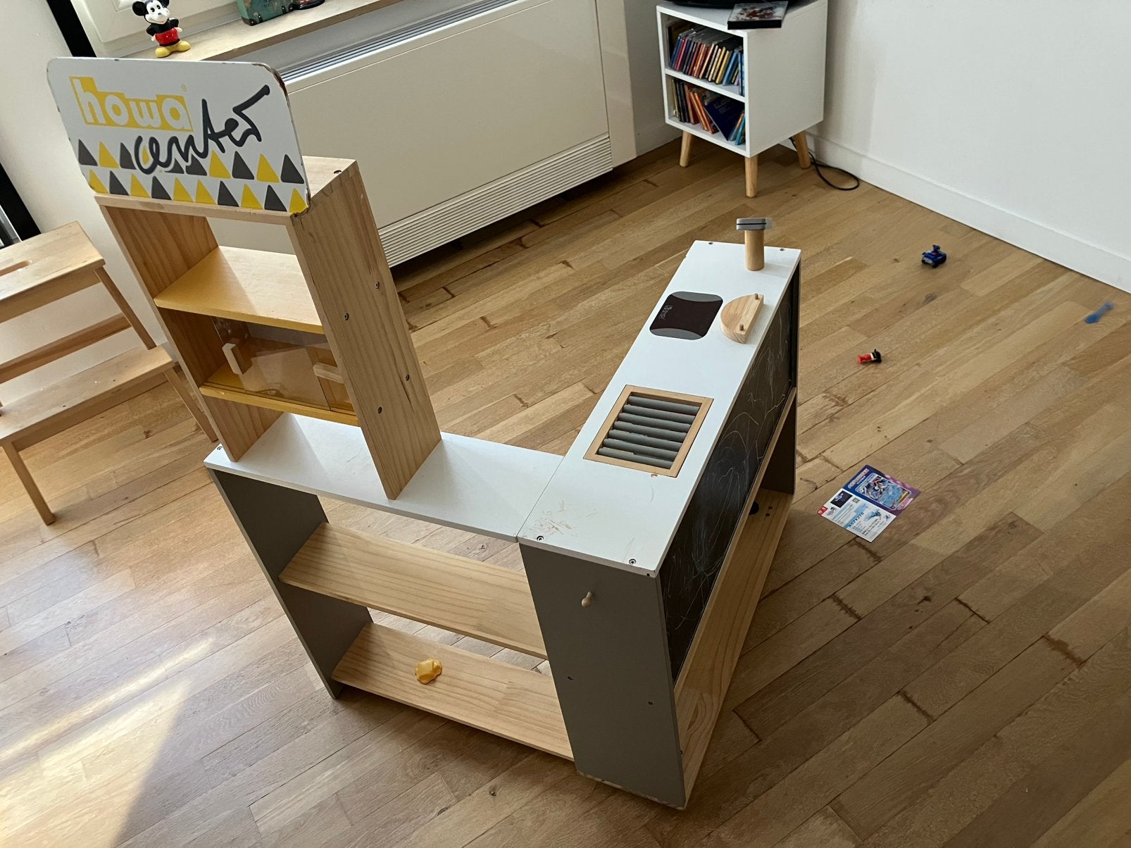 Houten winkeltje, Kinderen en Baby's, Ophalen, Gebruikt, Meubelstuk of Keukentje