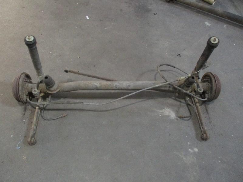 ACHTERAS Ford Fiesta 2 (01-1983/11-1989), Auto-onderdelen, Gebruikt, Ford