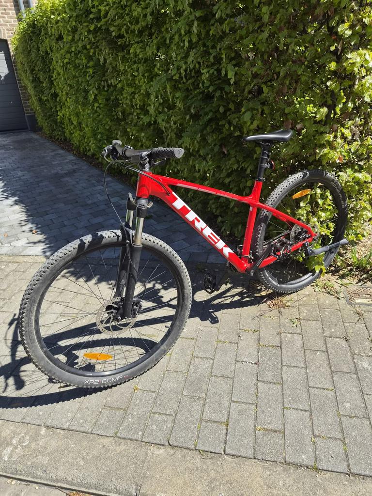 Vtt TREK Taille M/ L 29pouces, Vélos & Vélomoteurs, Enlèvement, Comme neuf, Giant