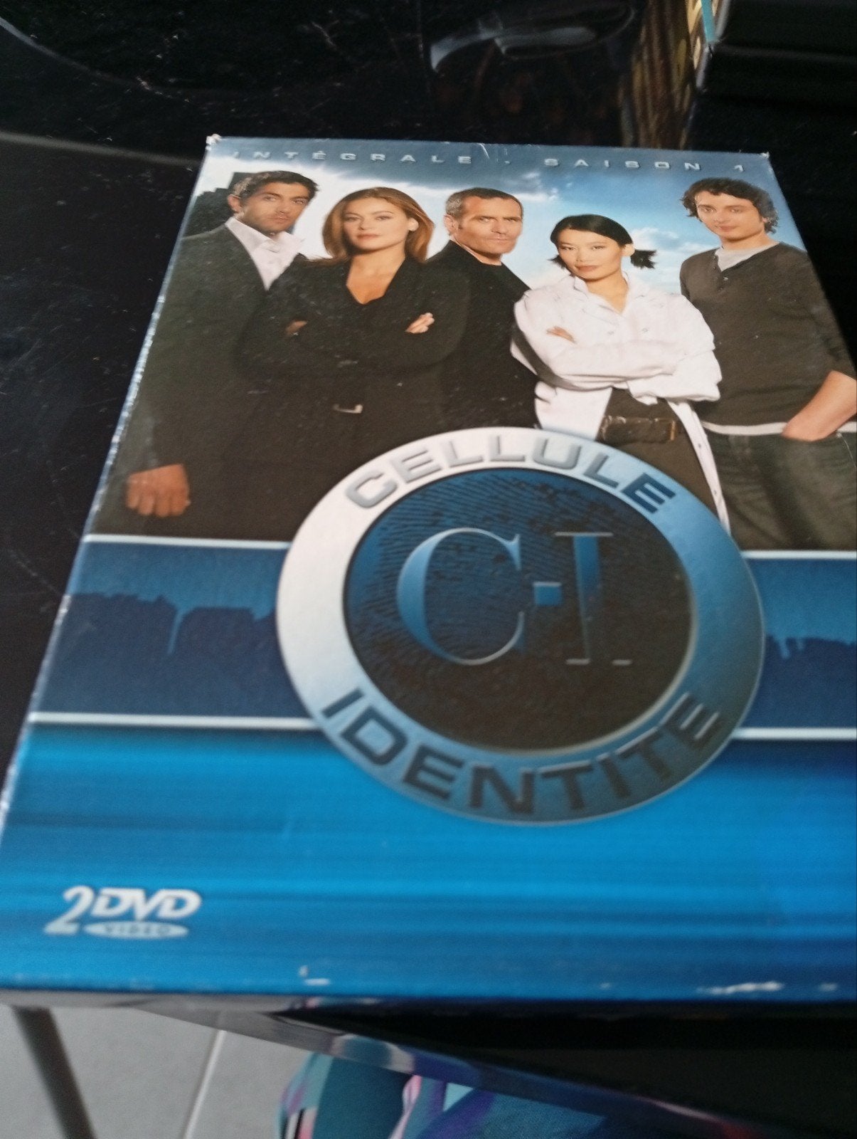 DVD intégrale Saison 1 cellule identité, Enlèvement ou Envoi, Saison 1