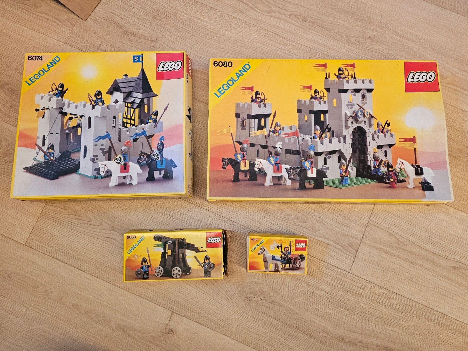 Lego castle sets - 6080, 6010, 6030, 6074, Kinderen en Baby's, Speelgoed | Duplo en Lego, Ophalen, Compleet, Lego, Castle