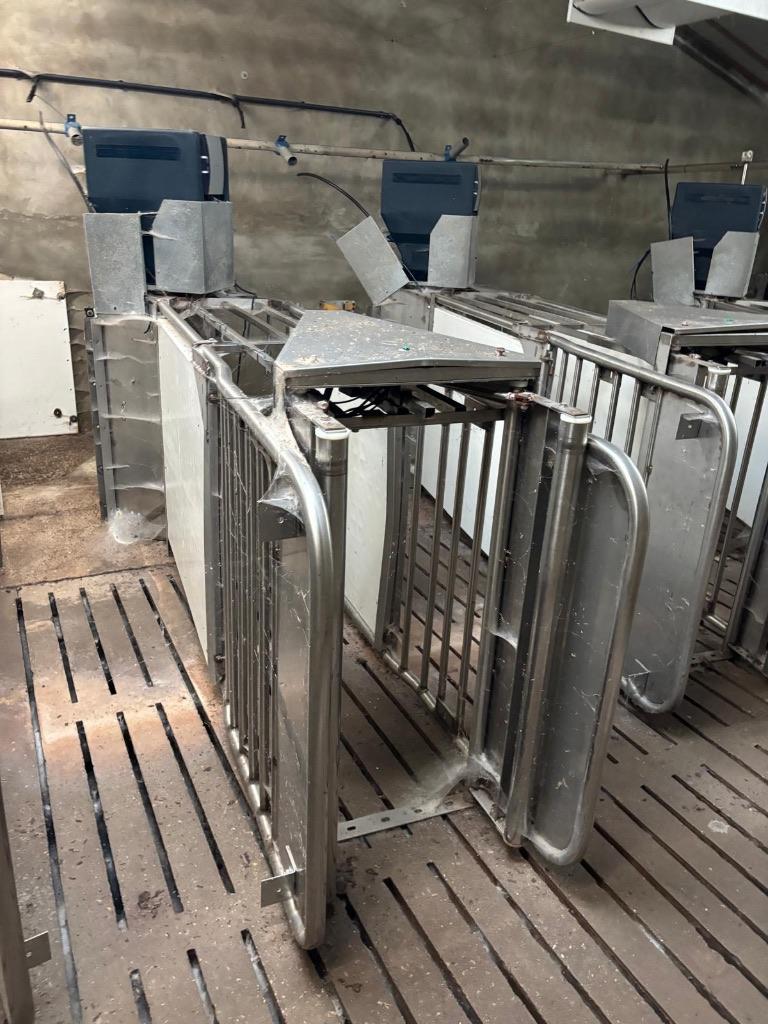 Voerstations RVS Wolbrink [265], Dieren en Toebehoren