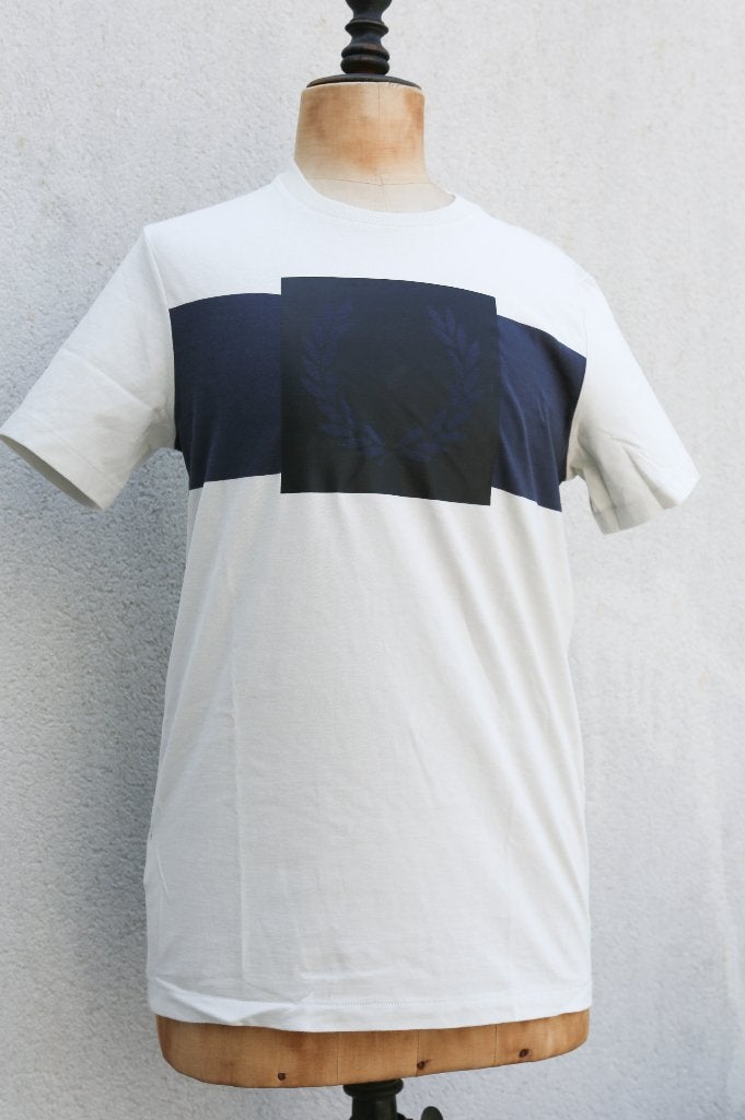 Tshirt neuf Fred Perry S (avec étiquette), Neuf, Enlèvement ou Envoi, Beige, Fred perry