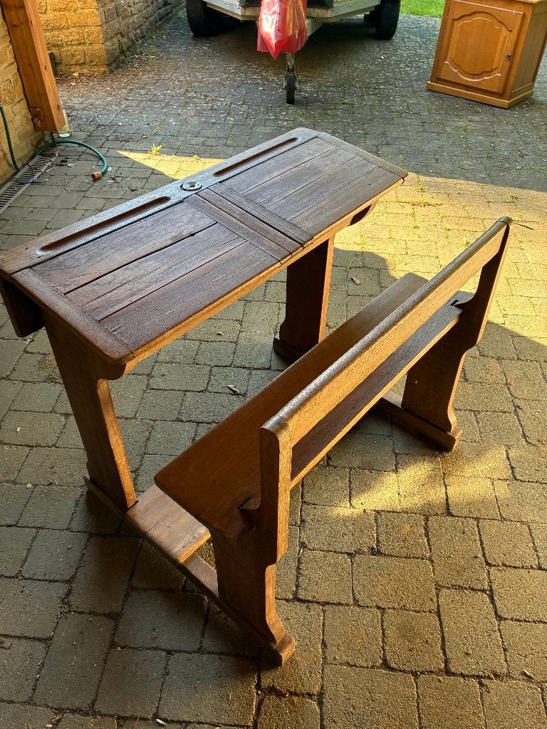 Banc d'école, Enlèvement
