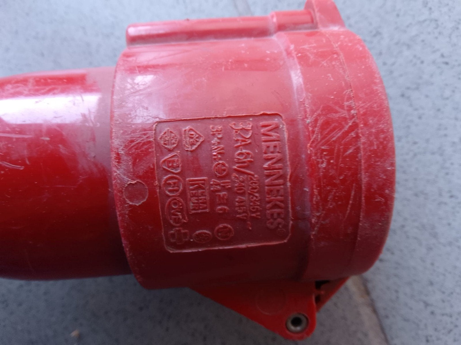 Câble (Forain) H07 RN-F 5G6 avec prise triphasée 32 ampères, Enlèvement