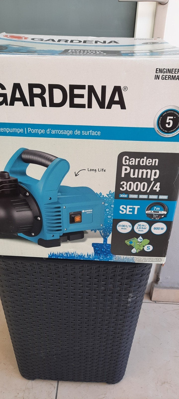 Pompe à eau Gardena NEUVE, Enlèvement