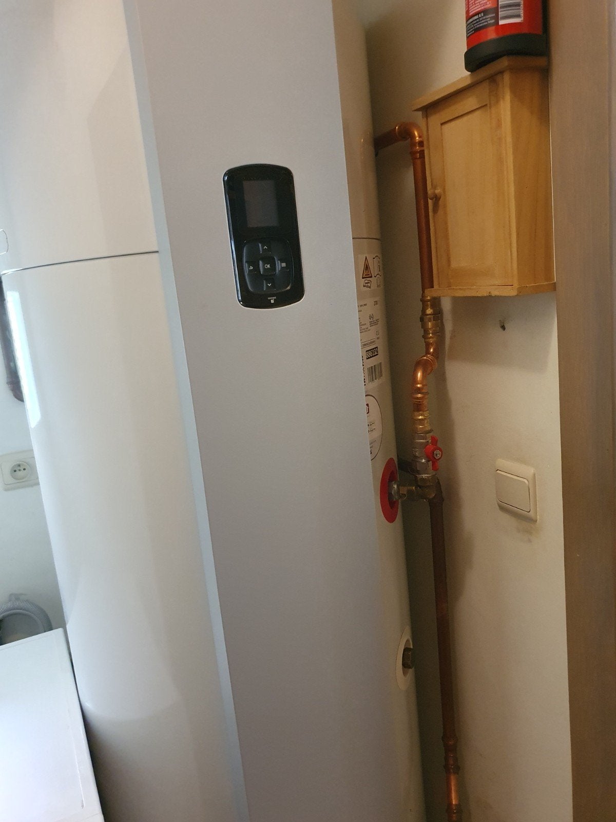 Warmtepomp elektrisch opladen van 270 liter water., Elektronische apparatuur, Overige elektronische apparatuur, Ophalen