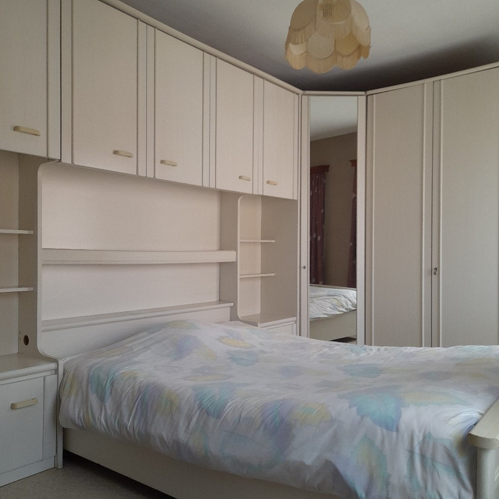 Slaapkamer, Huis en Inrichting, Ophalen, Gebruikt, Wit, Tweepersoons