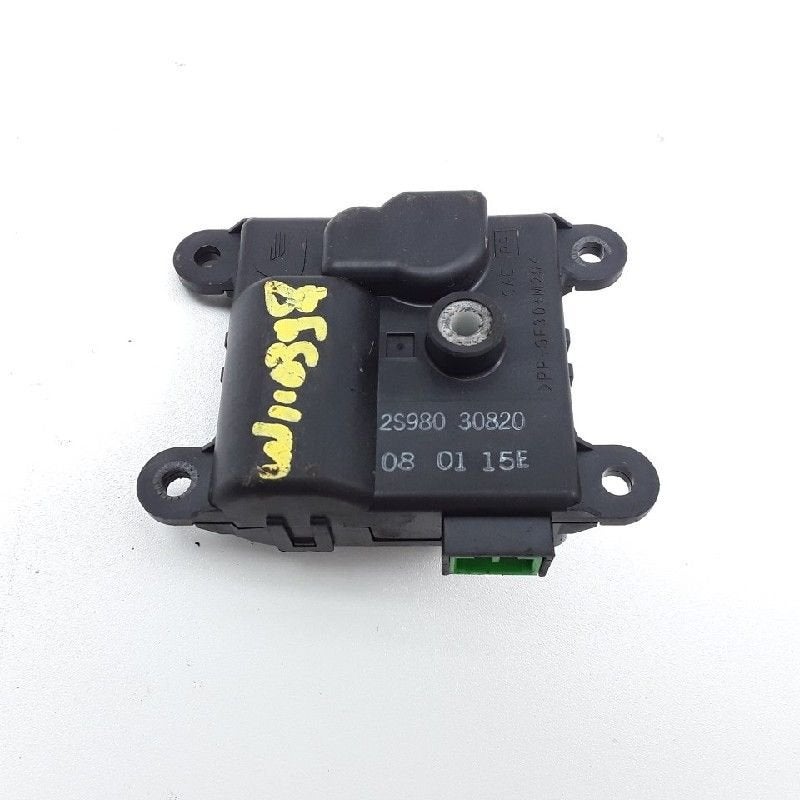 KACHELSTELMOTOR Nissan X-Trail (T30) (|3J11030820|), Gebruikt, Nissan