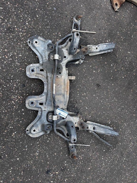 BERCEAU MOTEUR Fiat Panda (312) (01-2012/-) (|51928344|), FCA Germany GmbH, IPC D1-09 Bahnhofsplatz
65423  Rüsselsheim am Main, DE