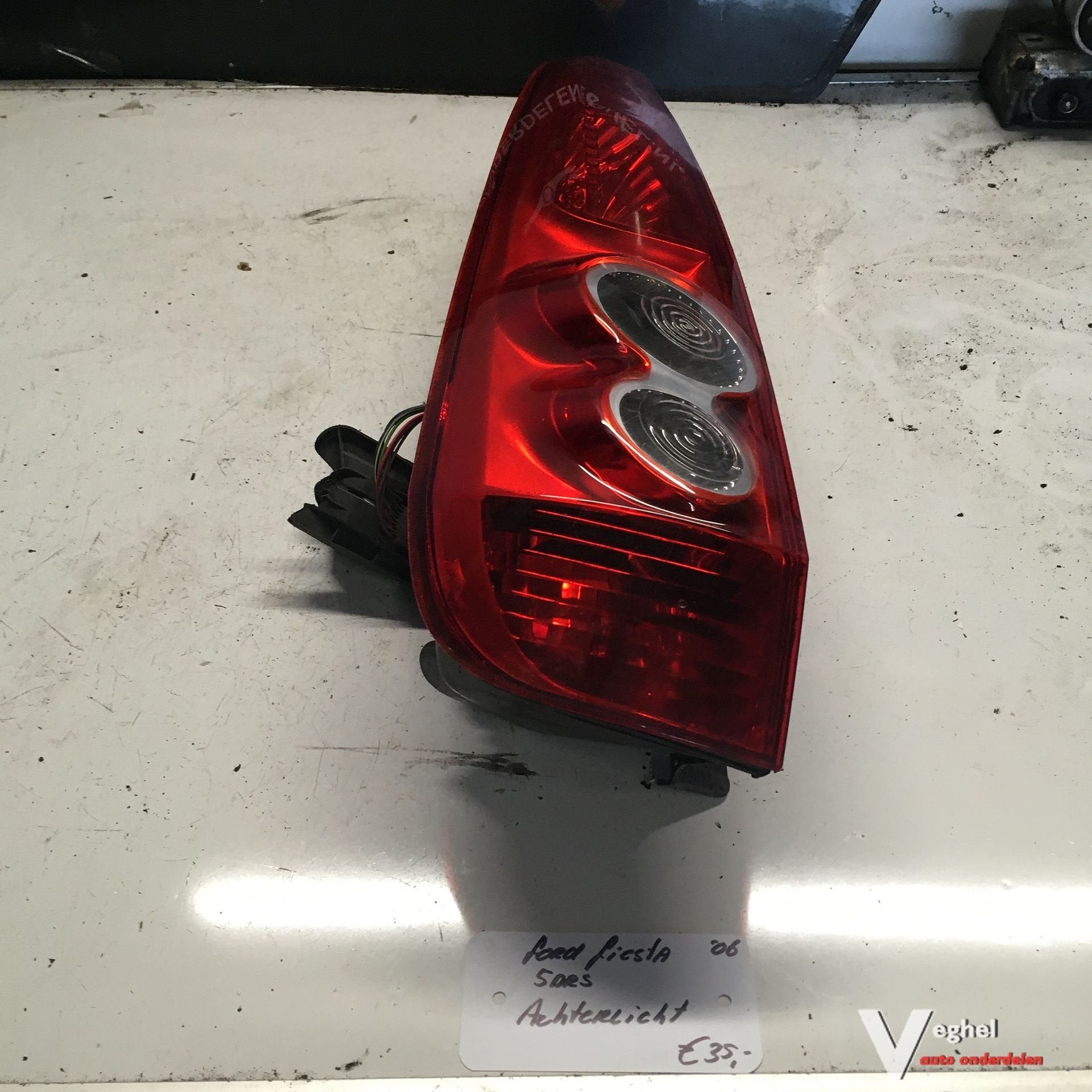 Ford Fiesta 2006 5drs    Achterlicht  Linksachter, Auto-onderdelen, Gebruikt, -, -, Ophalen of Verzenden