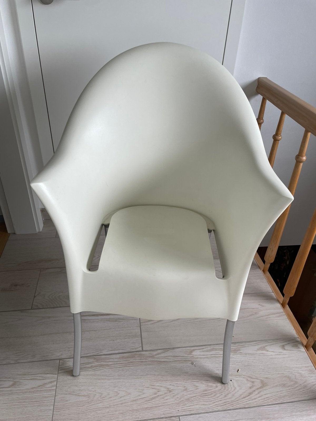 2x Lord Yo stoelen van Ph. Starck, Huis en Inrichting, Ophalen, Kunststof, Wit, Zo goed als nieuw