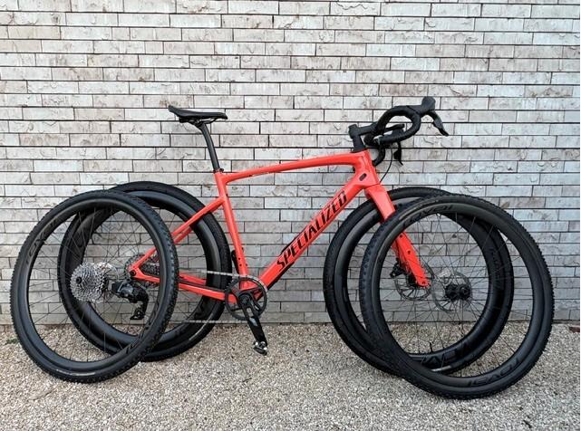 Specialized Diverge 4 Pro 2026 maat 56 (op factuur), Fietsen en Brommers, Vering, 10 tot 15 versnellingen, Zo goed als nieuw, Schijfrem