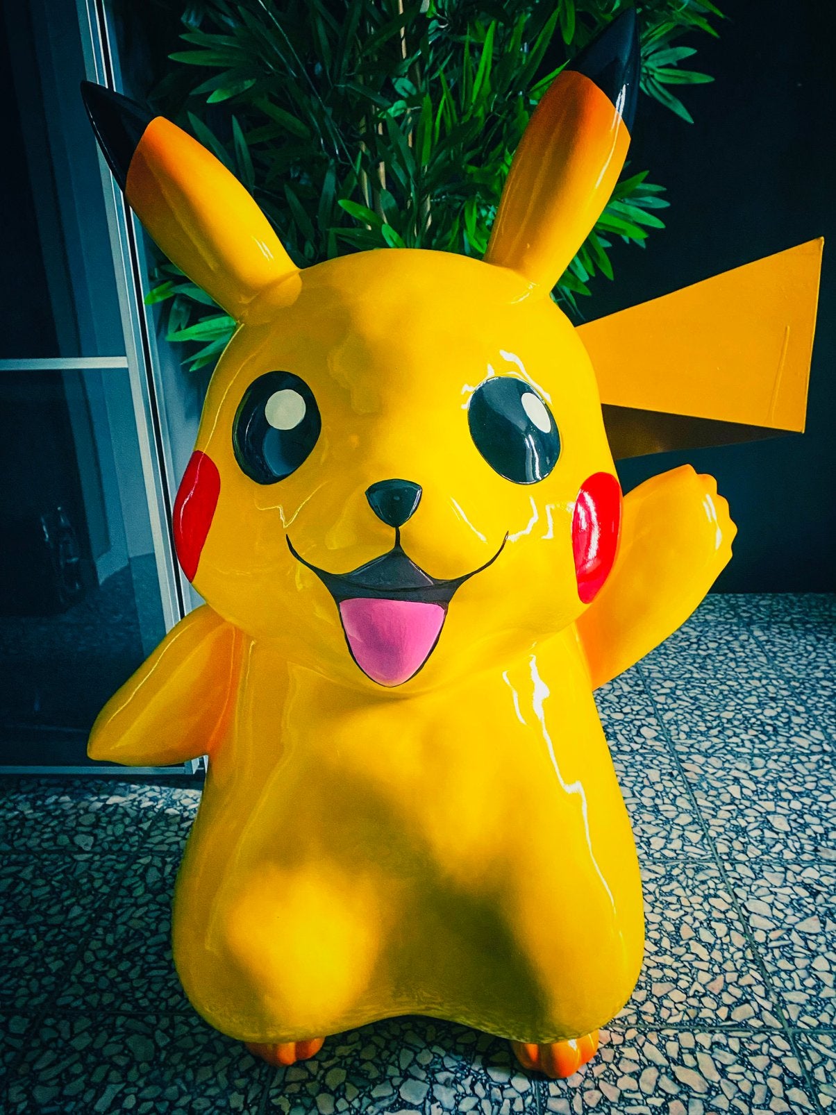 Statue resine Pikachu XXXL, Enlèvement, Comme neuf
