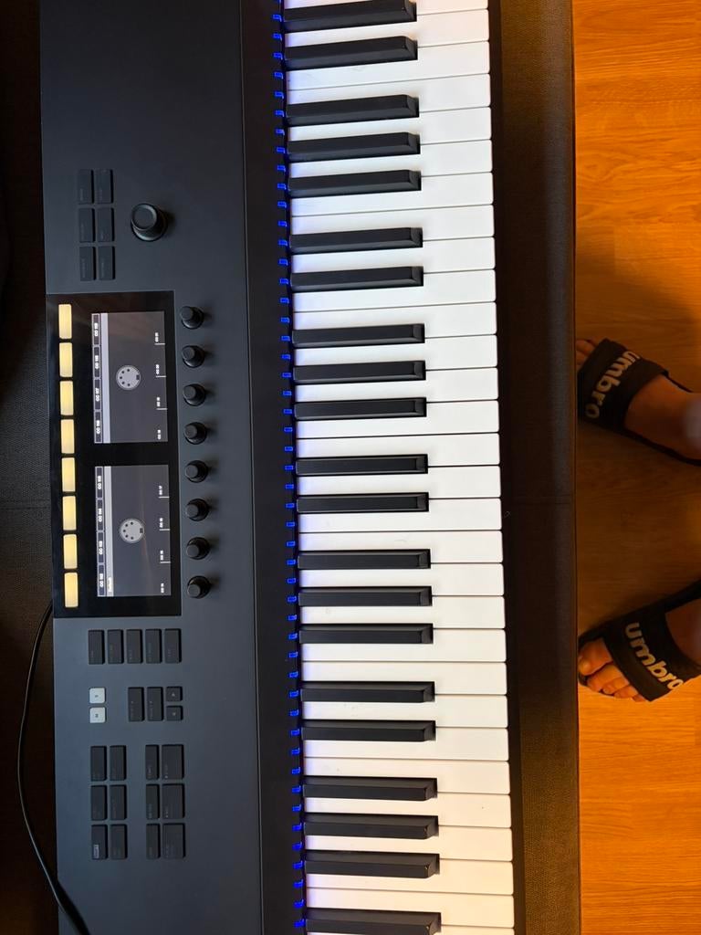 Komplete kontrol s88 mk2, Musique & Instruments, Enlèvement, Comme neuf
