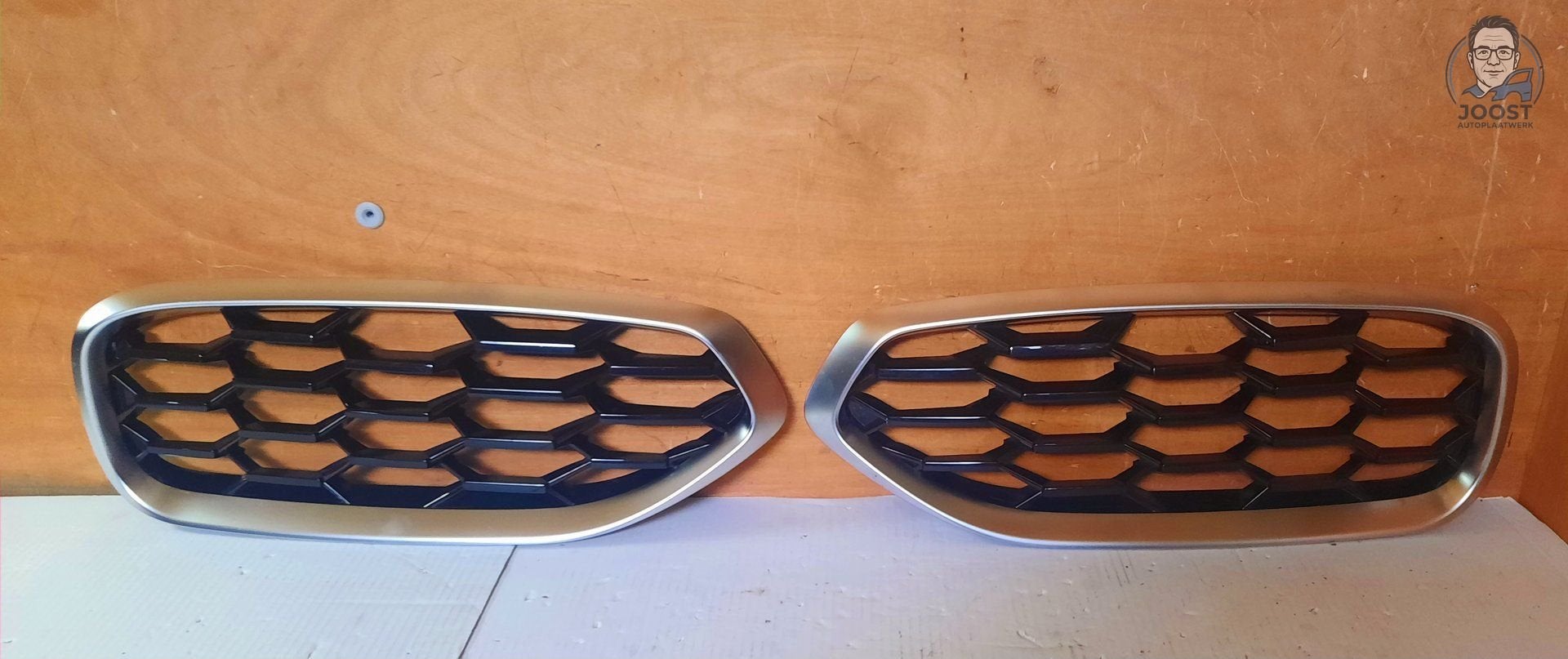 Grille orgineel BMW Z4 G29 M v.a 2018 5A1C367 5A1C368, Autos : Pièces & Accessoires, -, Origine de la pièce connue, Utilisé, -