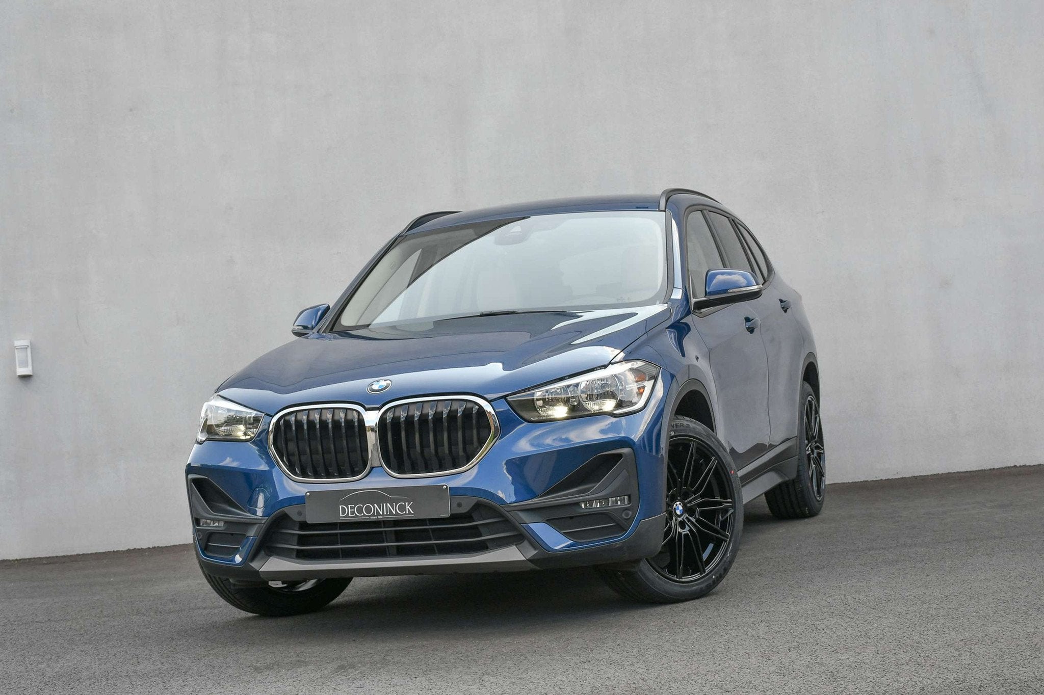 BMW X1 1.5iA xDrive25e *CAMERA*LEDER*HUD*ACC*LED* (bj 2021), Blauw, Bedrijf, Hybride Elektrisch/Benzine, 3 cilinders