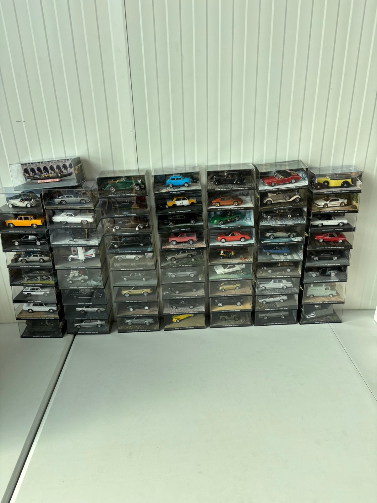 James Bond modellen 1:43, Hobby en Vrije tijd, Ophalen of Verzenden, Zo goed als nieuw
