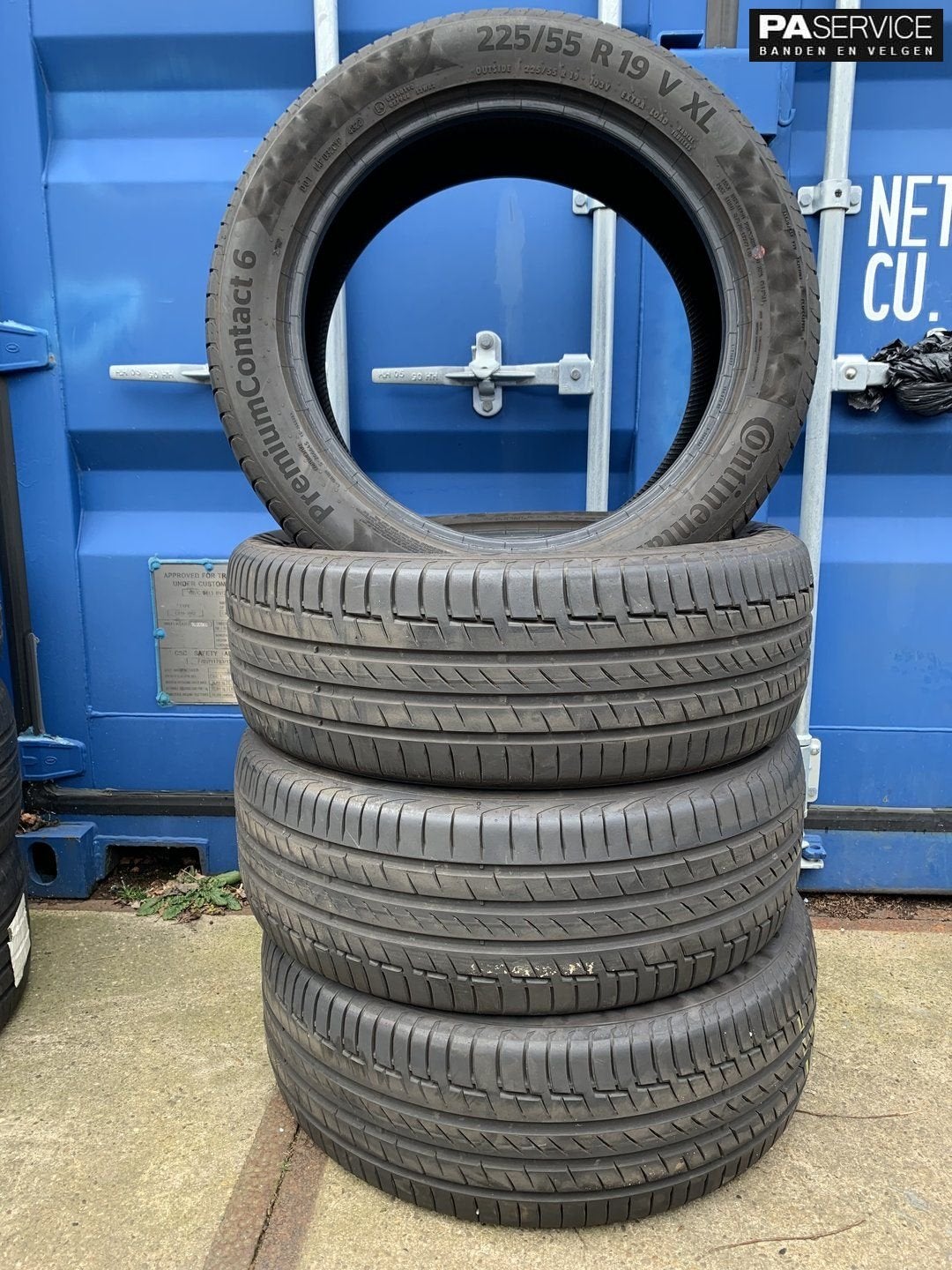 4x Continental 225 55 19 zomerbanden met 6.4 mm, Auto-onderdelen, Banden en Velgen, 19 inch, Gebruikt, -, -
