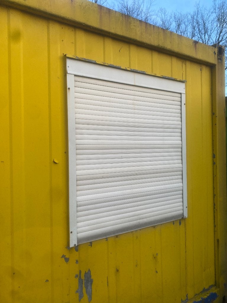 Schaftkeet of kantoorunit met toiletruimte, Enlèvement, Utilisé