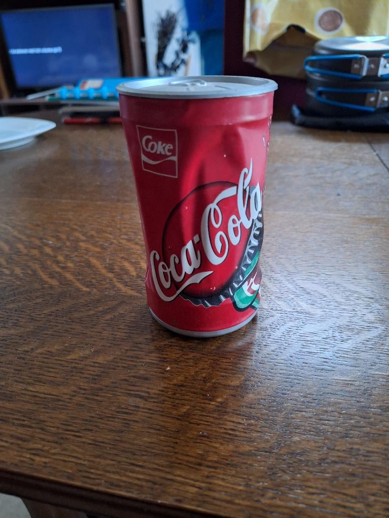 Coca cola dansend blikje, Ophalen of Verzenden