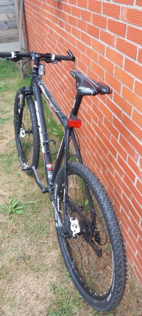 sensa 29 " mountainbike Rockshox - zo goed als nieuw, Fietsen en Brommers, Schijfrem, Ophalen, Overige merken, Overige maten
