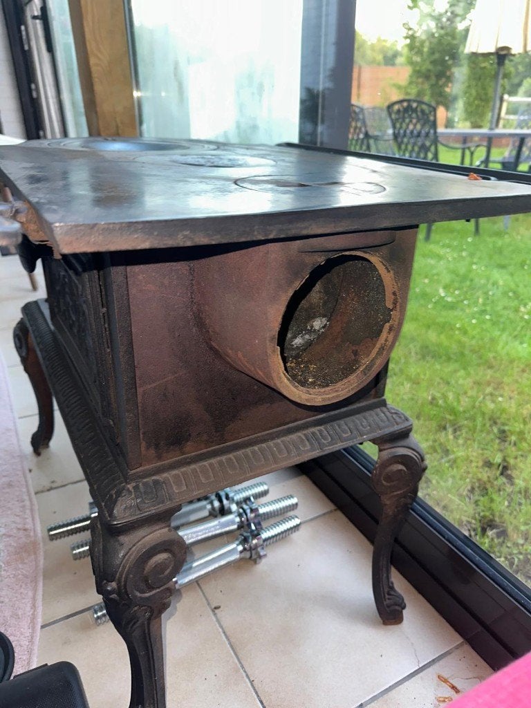 Poeles a charbon, Poêle à charbon, Enlèvement, Utilisé, Bois