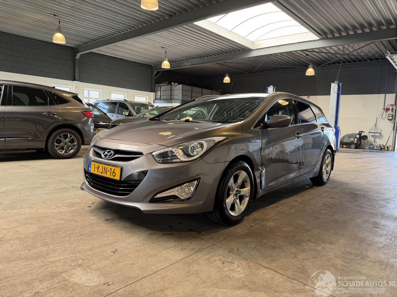 Hyundai i-40 1.6 GDI Blue Business Edition, Boîte manuelle, Break, Kaiserleipromenade 5 ,63067, Offenbach am Main, Deutschland