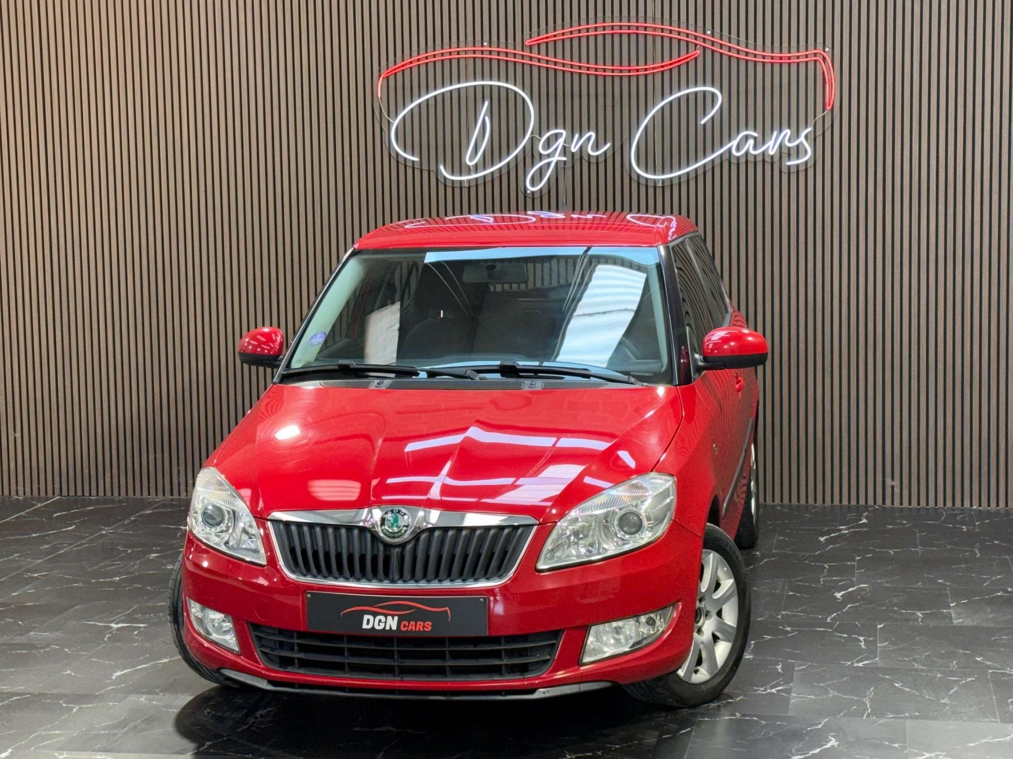 Skoda Fabia Fabia 1.2i * CARNET COMPLET *, Rouge, Euro 5, Achat, Entreprise