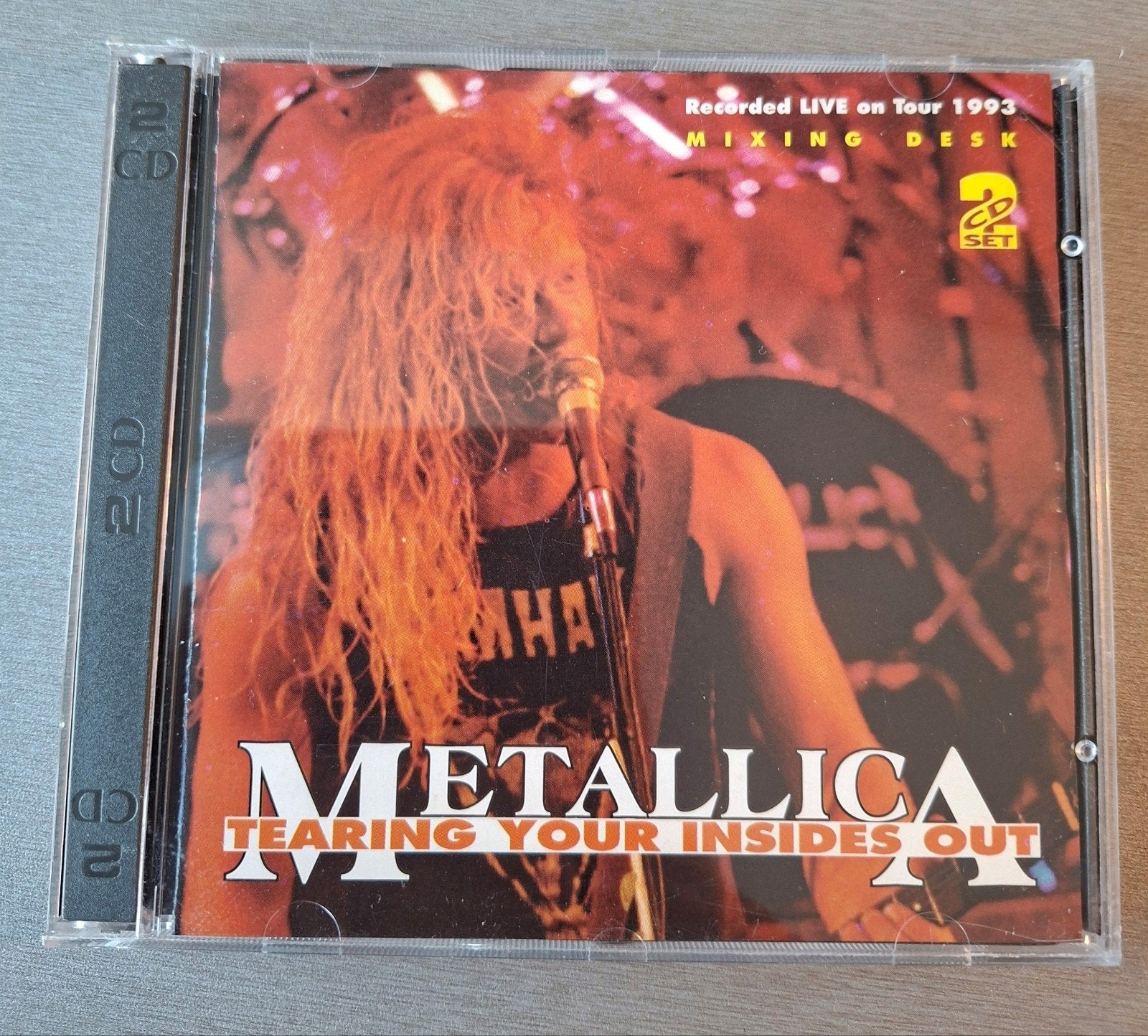 2cd. Metallica.  Tearing your insides out (Live '93)., Ophalen of Verzenden
