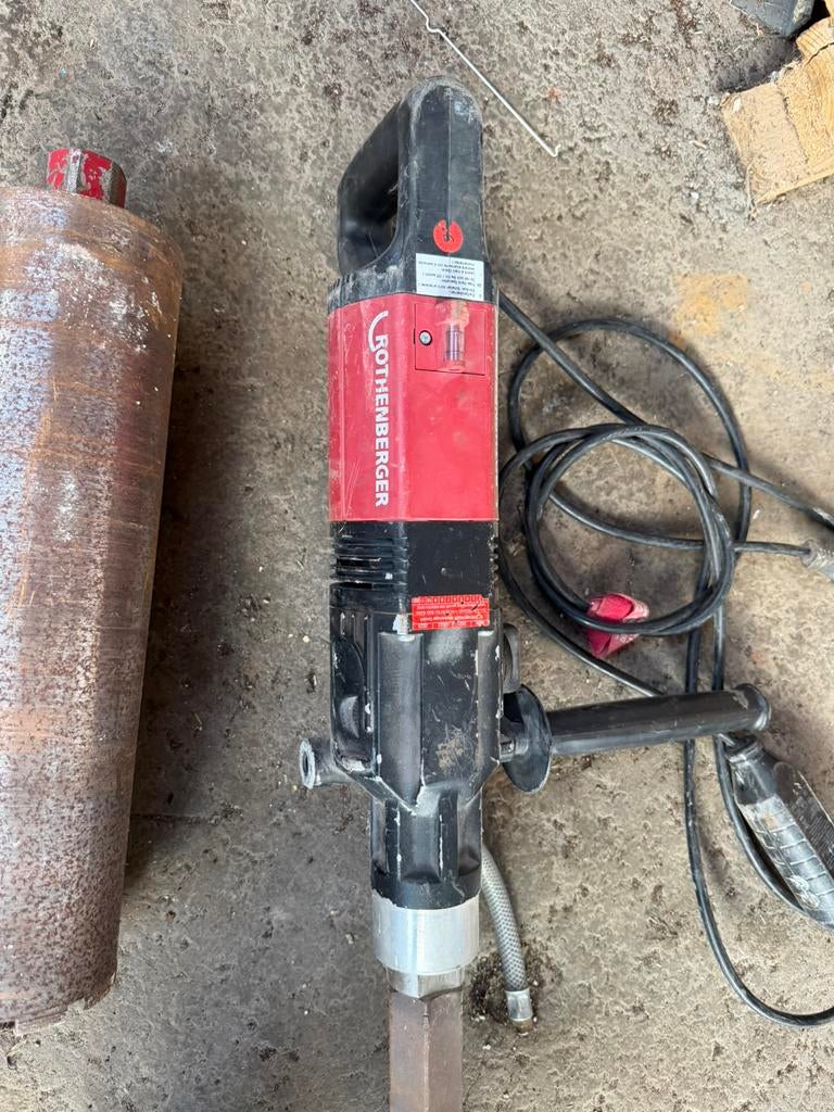 Bj vend une carroteuse  rothemberger  800€, Enlèvement ou Envoi, Comme neuf