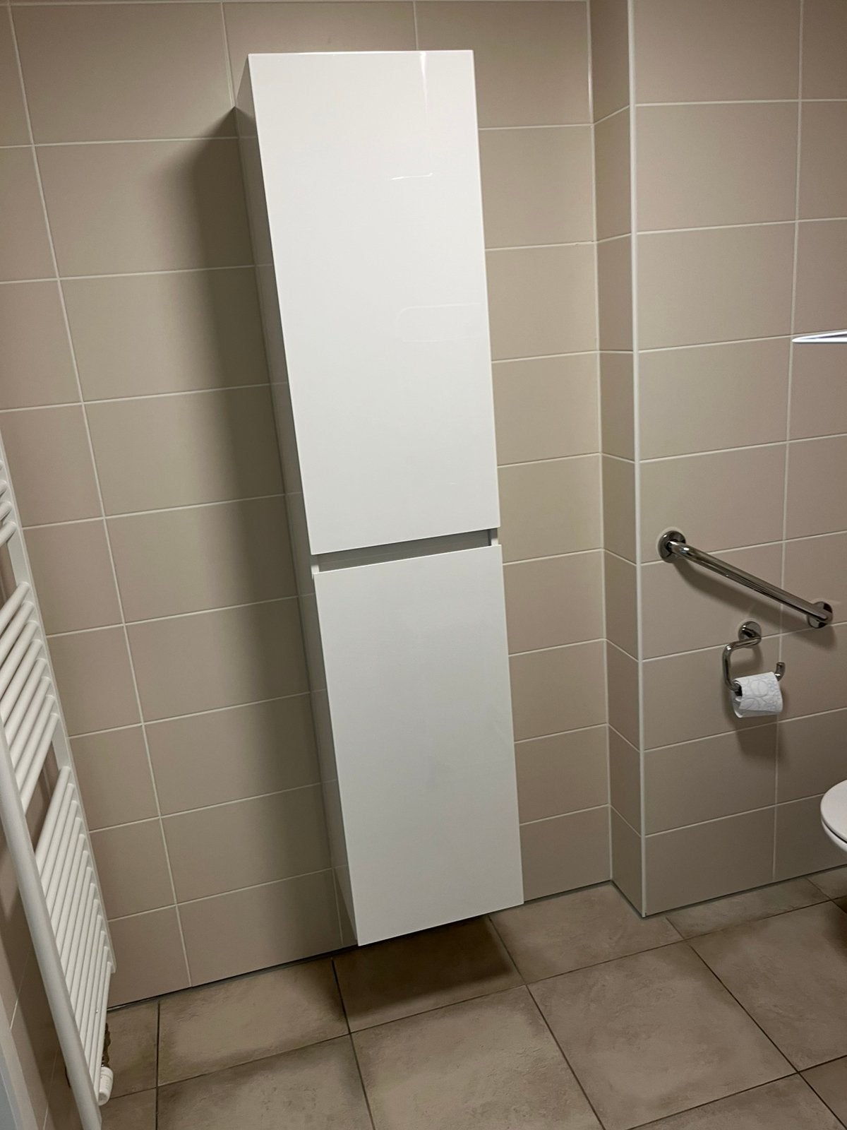 Alibert Verso kolomkast badkamer, Ophalen, Zo goed als nieuw