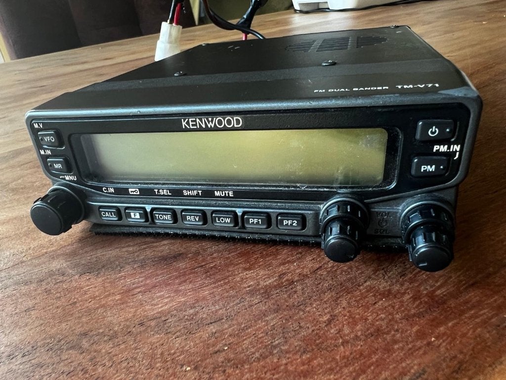 Kenwood TM-V71E Dual-Band VHF/UHF Zendontvanger (50W), Ophalen, Gebruikt