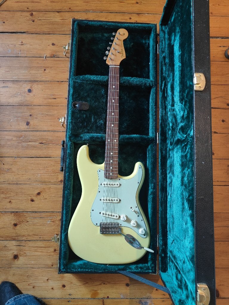 Fender Stratocaster édition limitée des années 60, Musique & Instruments, Enlèvement, Utilisé, Solid body, Fender