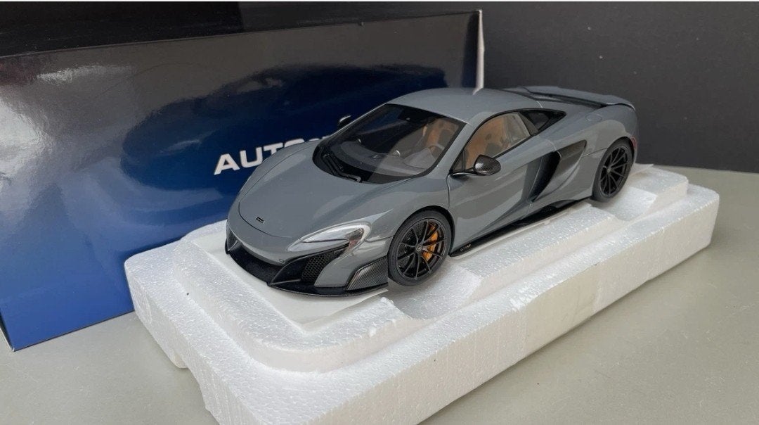 Mclaren 675LT Grey Chicane Autoart 1/18 Nieuw, Ophalen of Verzenden, Nieuw, Auto, Autoart