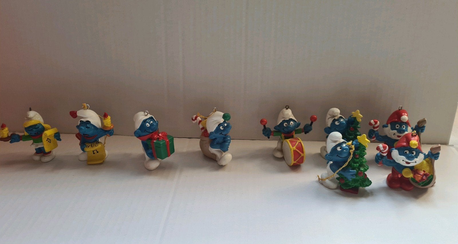 Schtroumpfs Noël, Enlèvement ou Envoi