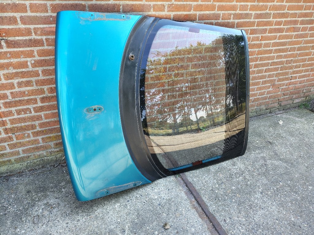 Achterklep Mitsubishi 3000GT/ 3.0i (1991), Enlèvement, Mitsubishi, Haillon arrière