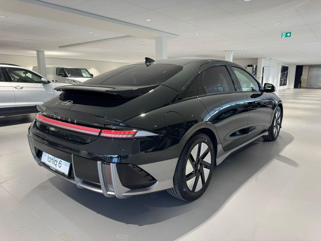 Hyundai IONIQ 6 77,4 kWh Balance (automatique), Autos, Neuf, 218 ch, 4 portes, Entreprise