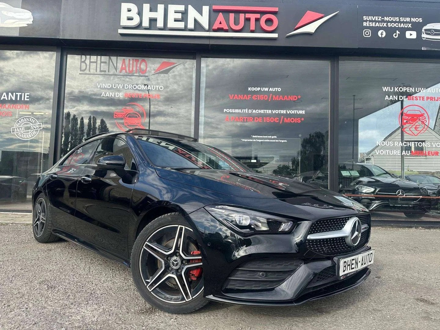 Mercedes-Benz CLA-Klasse 180 CLA 180 Pack AMG/TOIT OUVRANT/C, Autos : Divers, Mercedes-Benz, Automatique, Noir, 1461 cm³